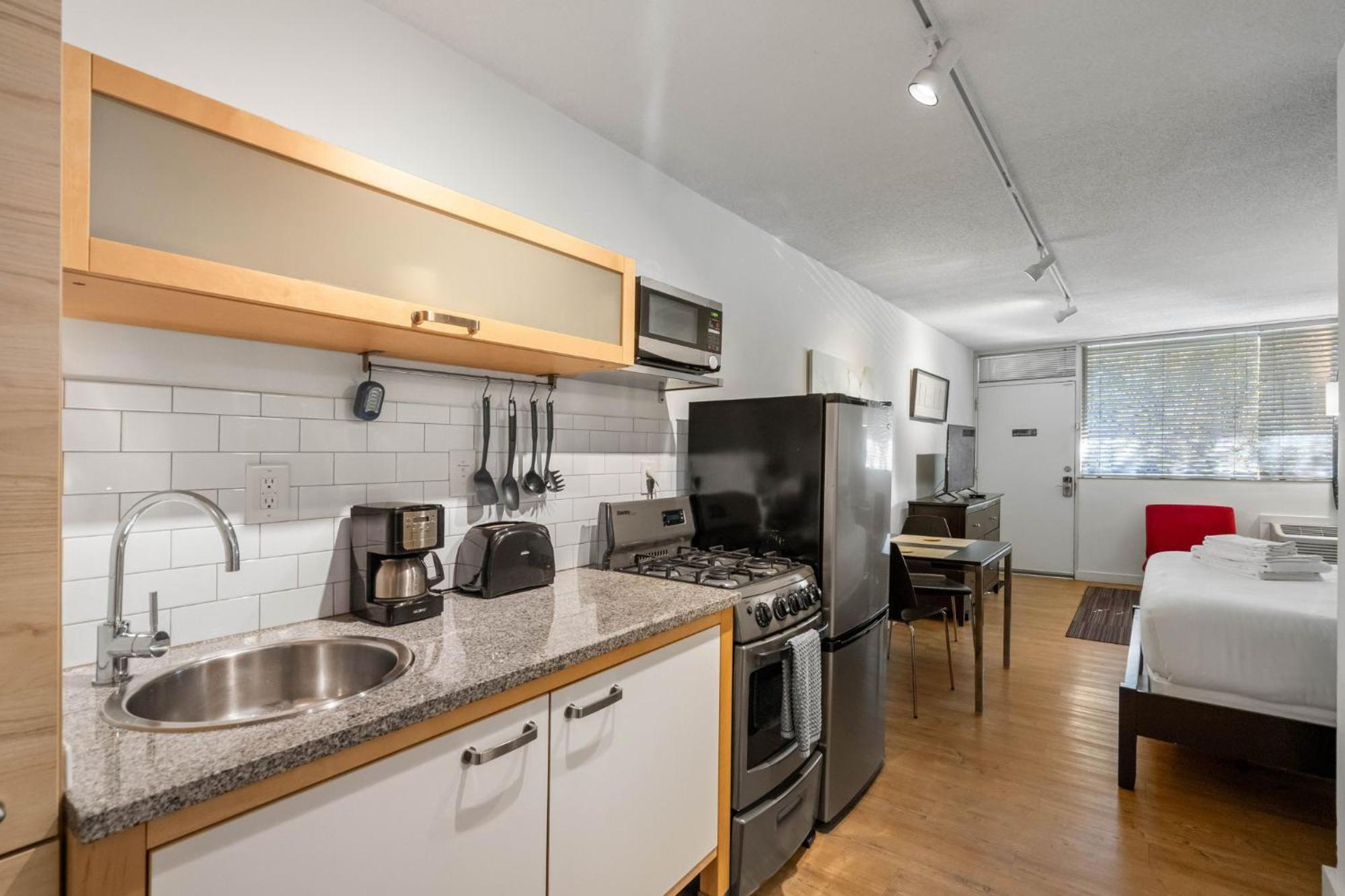 Studios On 25Th By Bca Furnished Apartments Atlanta Bagian luar foto